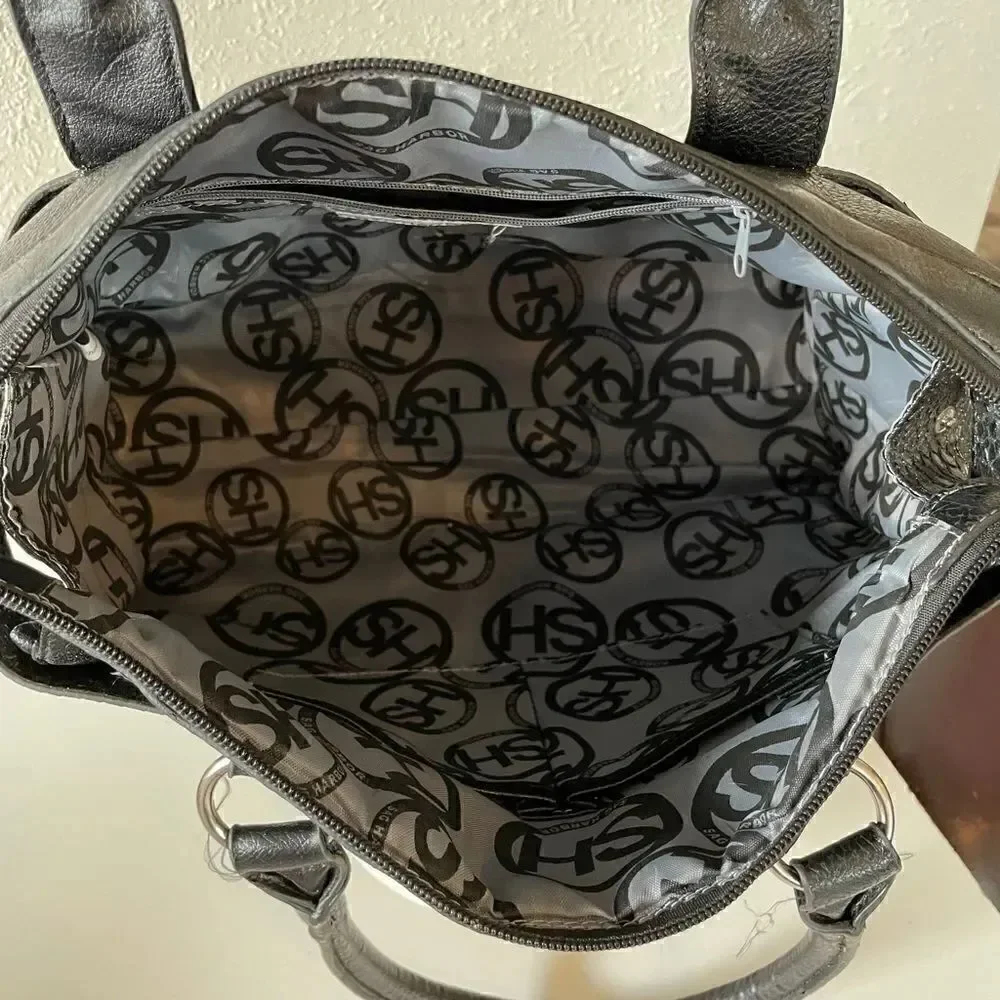 Sag Harbor Gray and Black Faux Snake Skin Handbag EUC